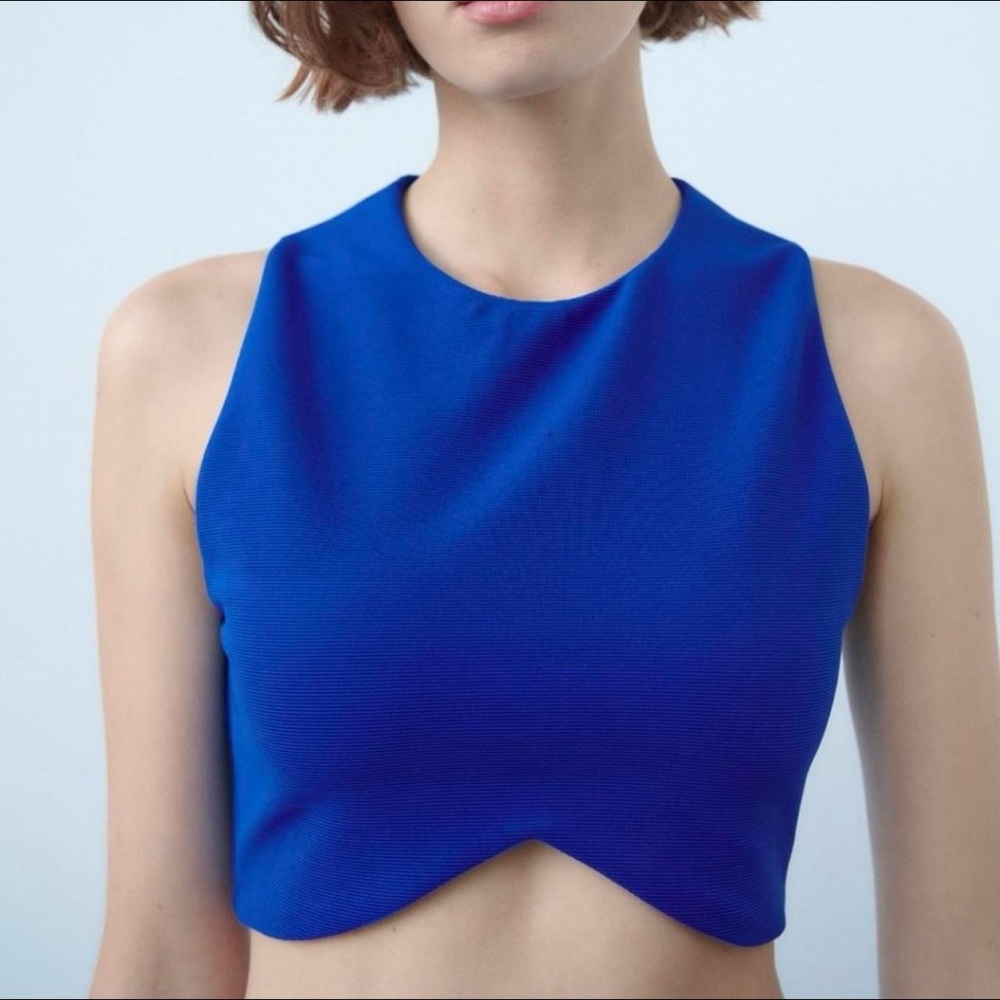 🏷️ NWT Zara Deep Blue Cropped Halter Top